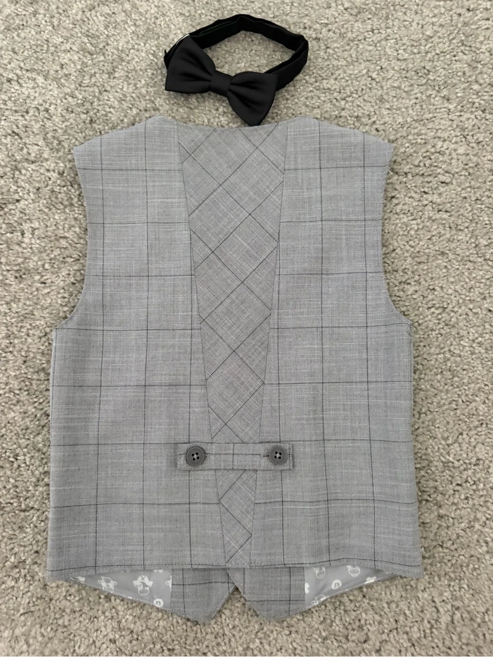 Boys' Gray Plaid 3-Piece Suit - Classic Tailored Style